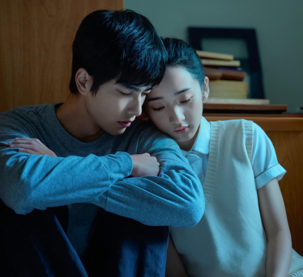 
15 главных сериалов ноября, которые нельзя пропустить
