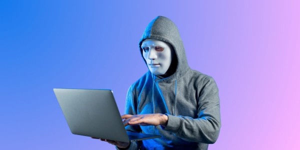 
Роли для нейросети (ChatGPT и пр.): почему важна, как задать и настроить
