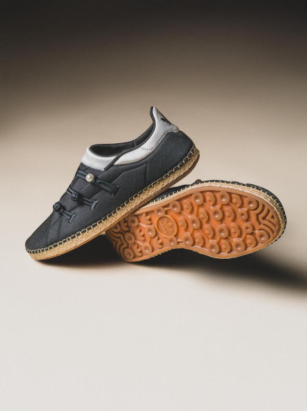 adidas Originals и CLOT by Edison Chen выпустили капсулу к Китайскому Новому году
adidas Originals и CLOT by Edison Chen выпустили капсулу к Китайскому Новому году