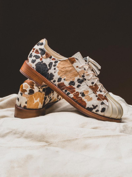 adidas Originals и CLOT by Edison Chen выпустили капсулу к Китайскому Новому году
adidas Originals и CLOT by Edison Chen выпустили капсулу к Китайскому Новому году