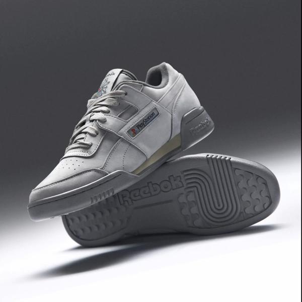 PlayStation × Reebok выпустят юбилейные кроссовки в стиле 90-х
 
PlayStation × Reebok выпустят юбилейные кроссовки в стиле 90-х