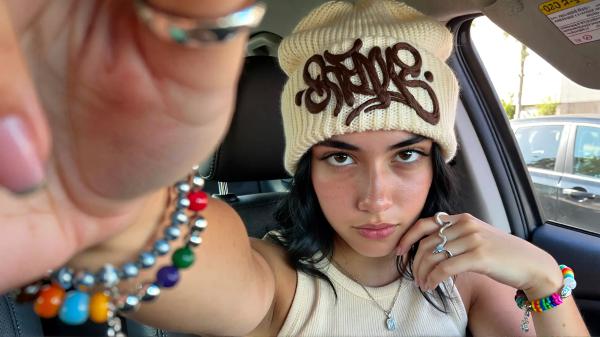 Вышла нейросеть ImagineArt 1.5 — модель усилила фотореализм и точность деталей
Вышла нейросеть ImagineArt 1.5 — модель усилила фотореализм и точность деталей