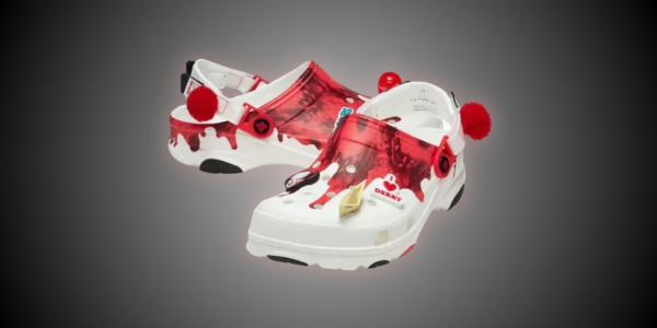 Crocs дропнули Horror Pack 2025 — внутри Джейсон, Чаки и Пеннивайз
 
Crocs дропнули Horror Pack 2025 — внутри Джейсон, Чаки и Пеннивайз